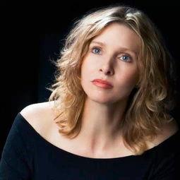 汉娜 盖茨比 性别那些事儿,解码盖茨比的性别密码